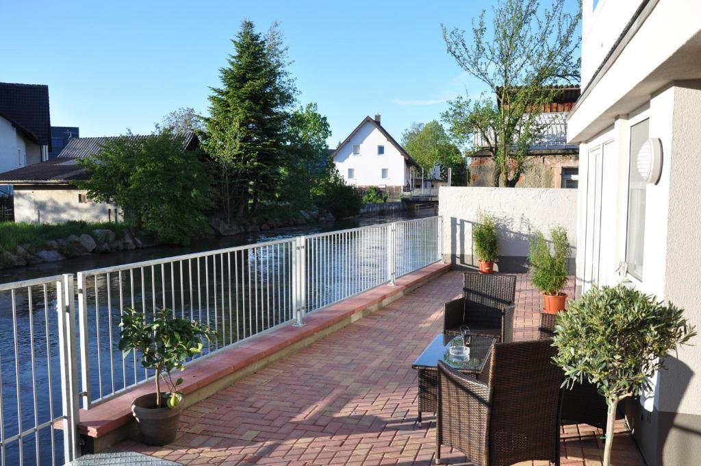 Gaestehaus Am Bach Руст Экстерьер фото