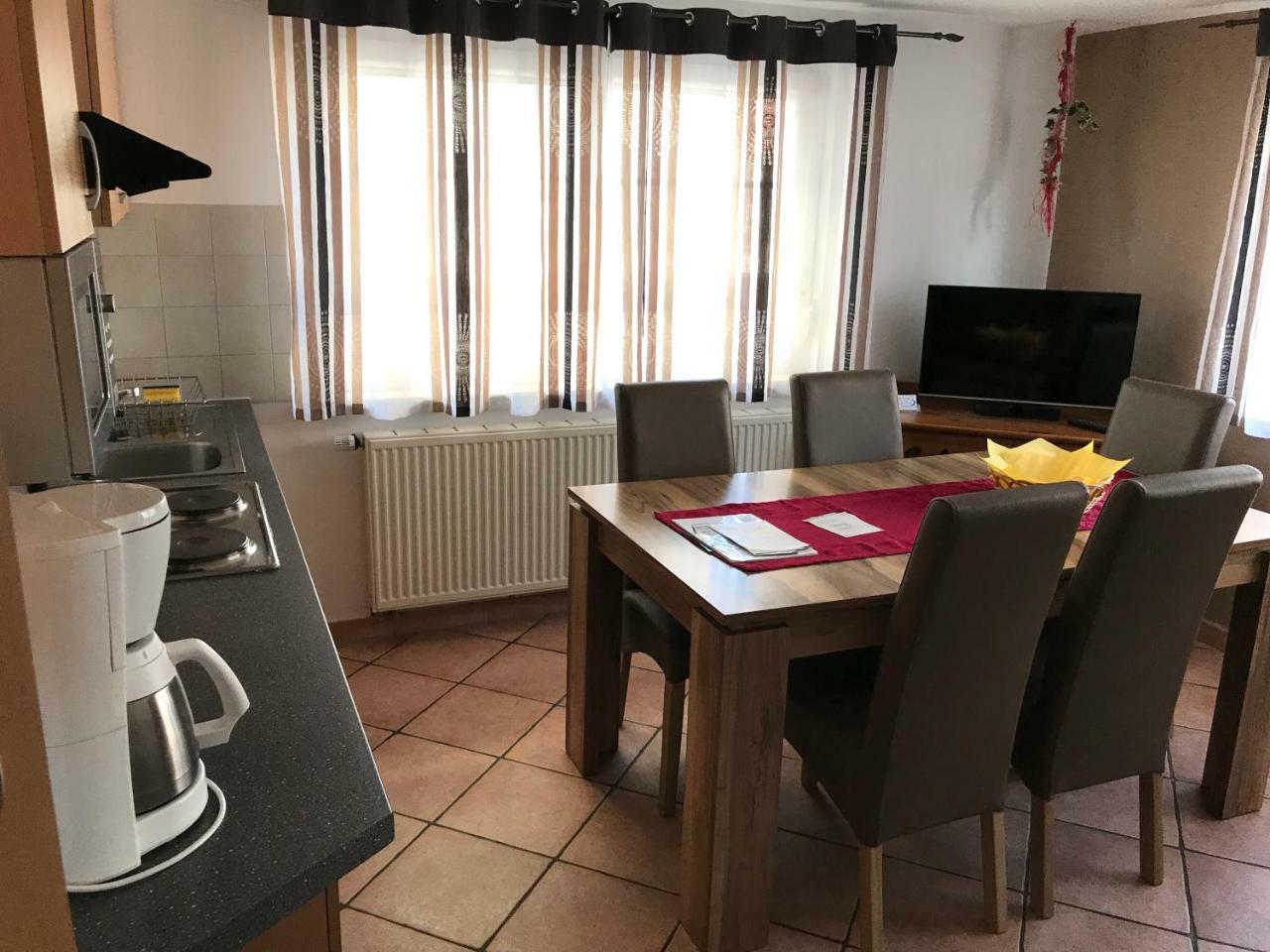 Gaestehaus Am Bach Руст Экстерьер фото