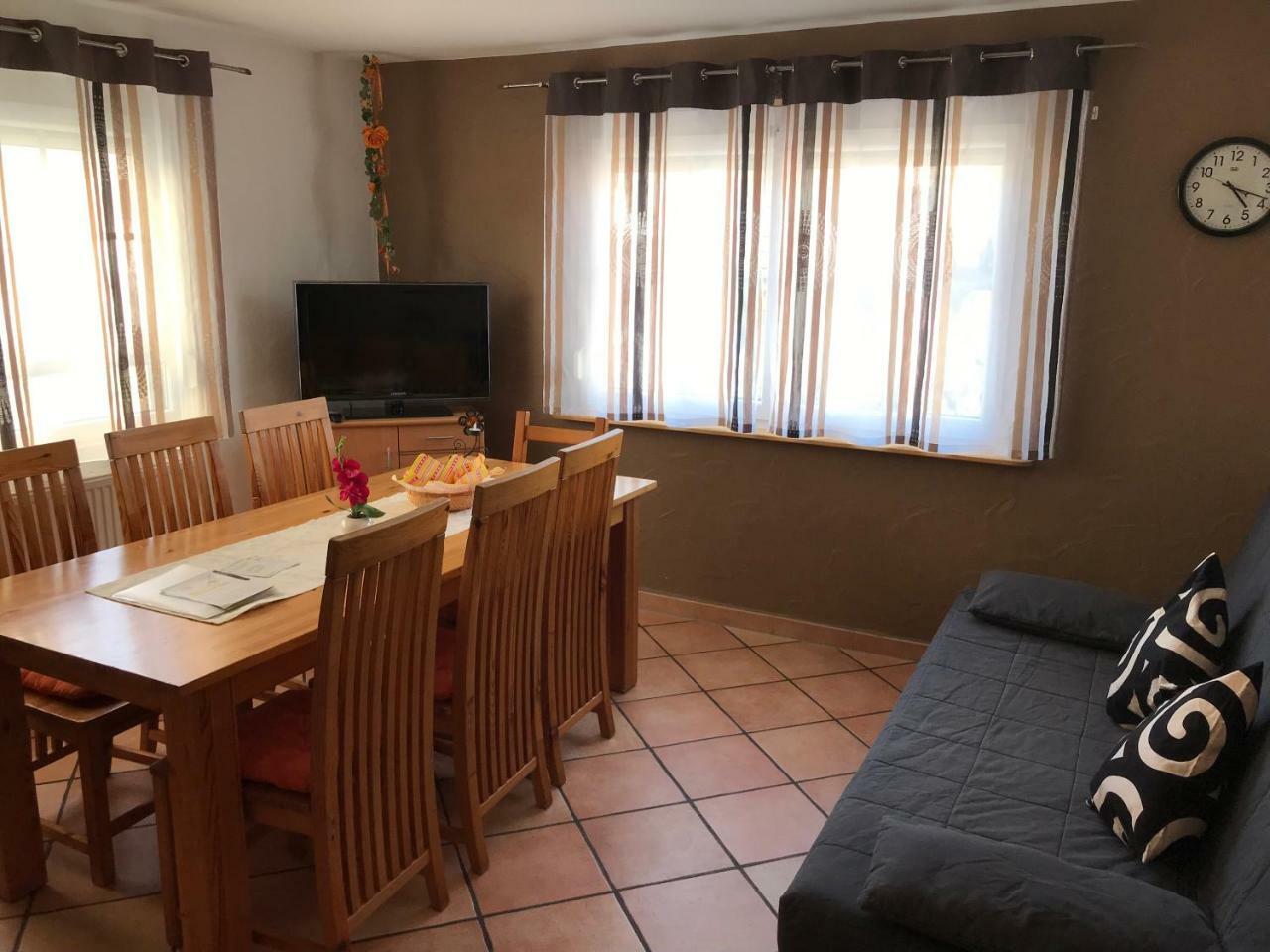 Gaestehaus Am Bach Руст Экстерьер фото